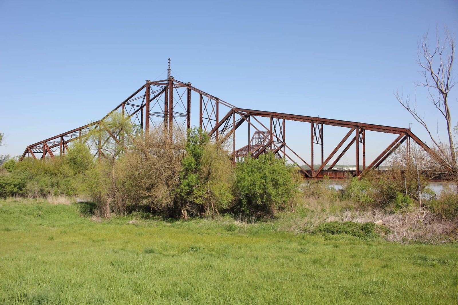 Iowa swing span (span #2)